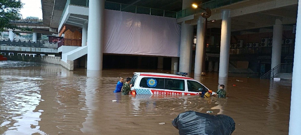 重庆暴雨