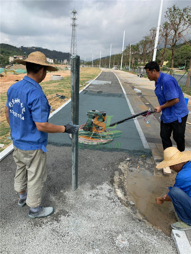 广汕公路一标透水混凝土